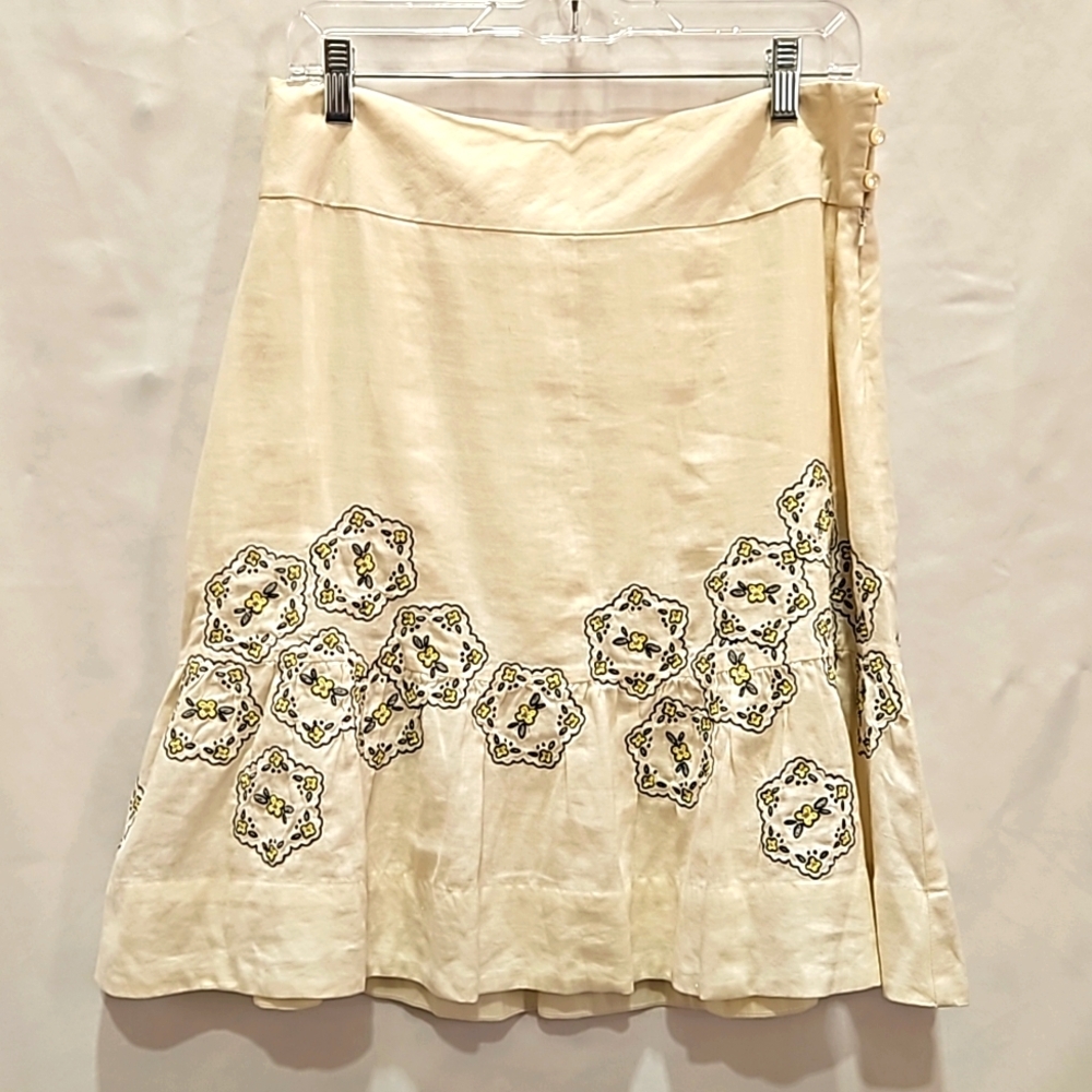 Odille,  Embroidered Skirt, Sz 6, Invisible side zipper, 3 Pearl Buttons